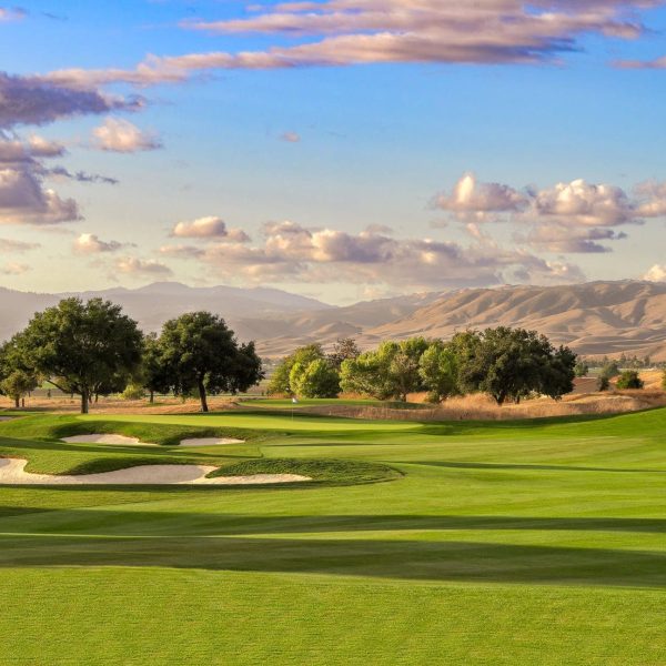 Hole-16_FairwayBunkers